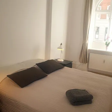 Apartment Next To New Harbour